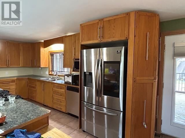 Photo de la propriété:  265 Woodward Ave  ON P0R 1B0