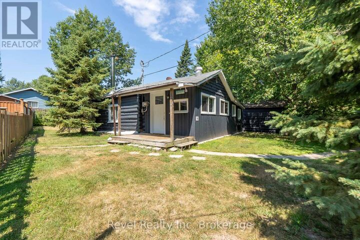 Property Photo:  14 Mowat Crescent  ON P1A 1R5