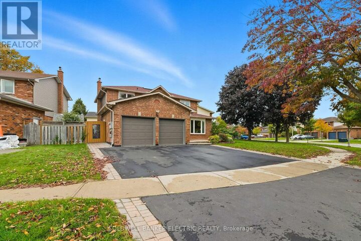 Property Photo:  86 Rollo Drive  ON L1S 7B7
