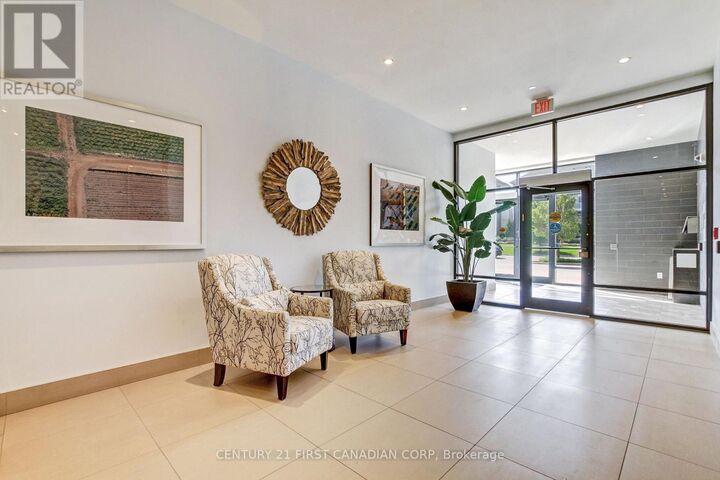 Photo de la propriété:  240 Villagewalk Boulevard 512  ON N6G 0P6