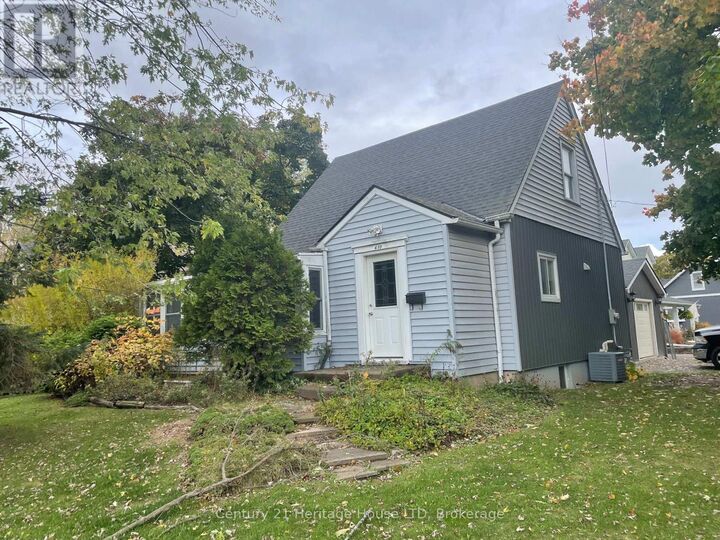610 Quaker Road  Welland (N. Welland) ON L3C 3H2 photo