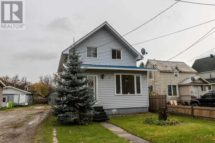 Photo de la propriété:  488 Northland Rd  ON P6C 3N8