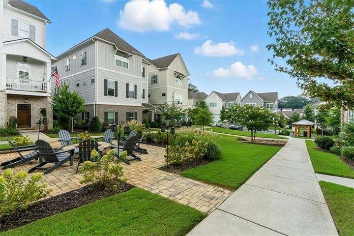 Property Photo: 408 Silverbell Way GA 30060