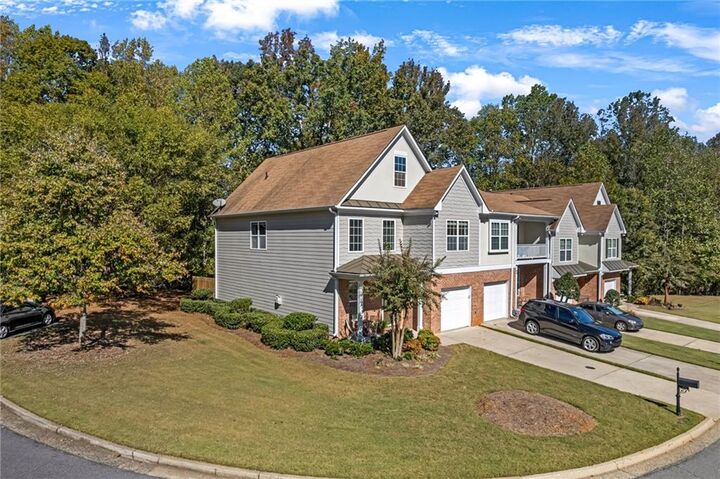 Property Photo:  472 Grayson Way  GA 30004 
