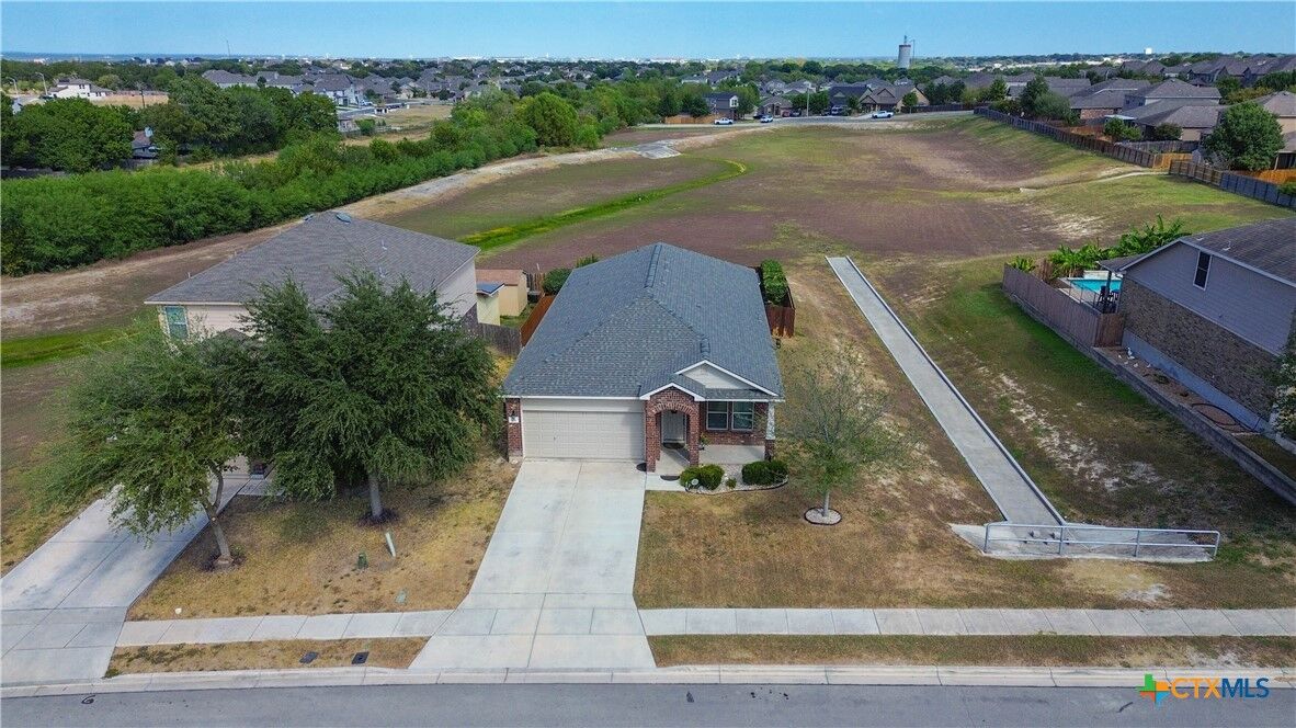Property Photo:  851 Highland Vista  TX 78130 
