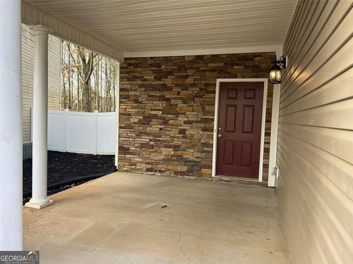 Property Photo:  2865 Gatewater Court  GA 30040