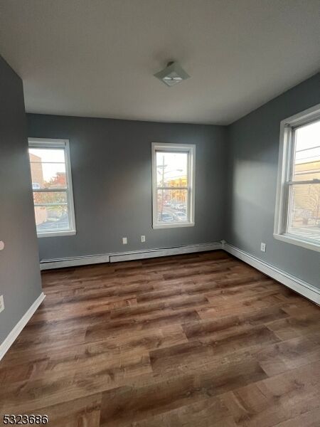 Property Photo:  95 1st St 2  NJ 07206 