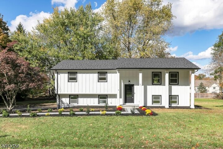 247 Lyons Rd  Bernards Twp. NJ 07920 photo