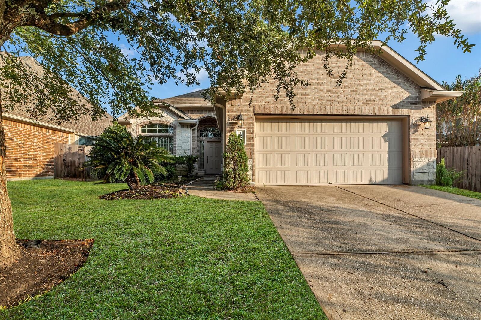 Property Photo:  155 Magnolia Grove Lane  TX 77384