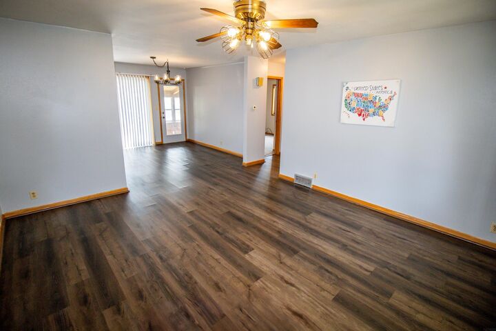 Property Photo: 2126 Coventry Lane IA 50613