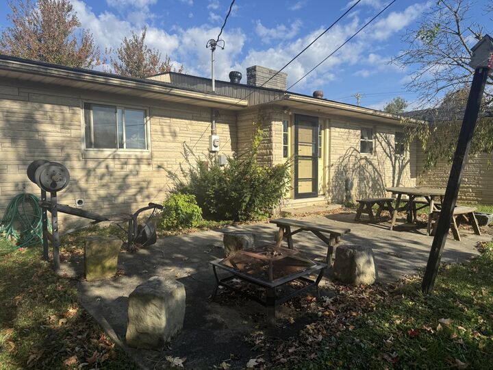Property Photo:  253 W Laurel Road  KY 40741