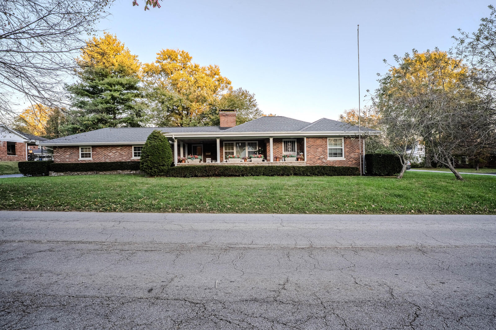 Property Photo:  1149 Collins Lane  KY 40601
