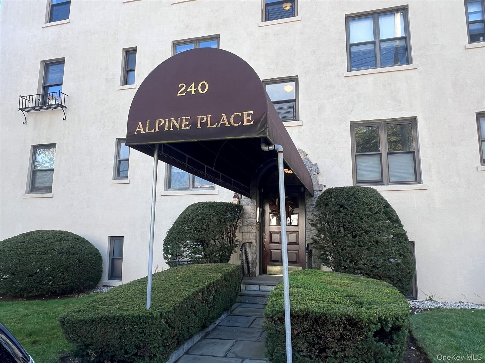 Property Photo:  240 Alpine Place Bmd  NY 10707