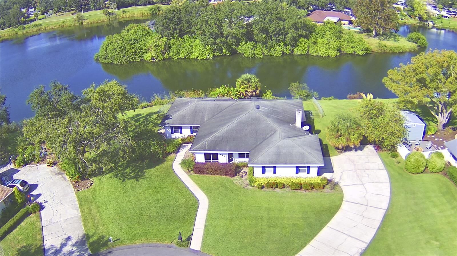 Property Photo:  820 E Mann Road  FL 33830