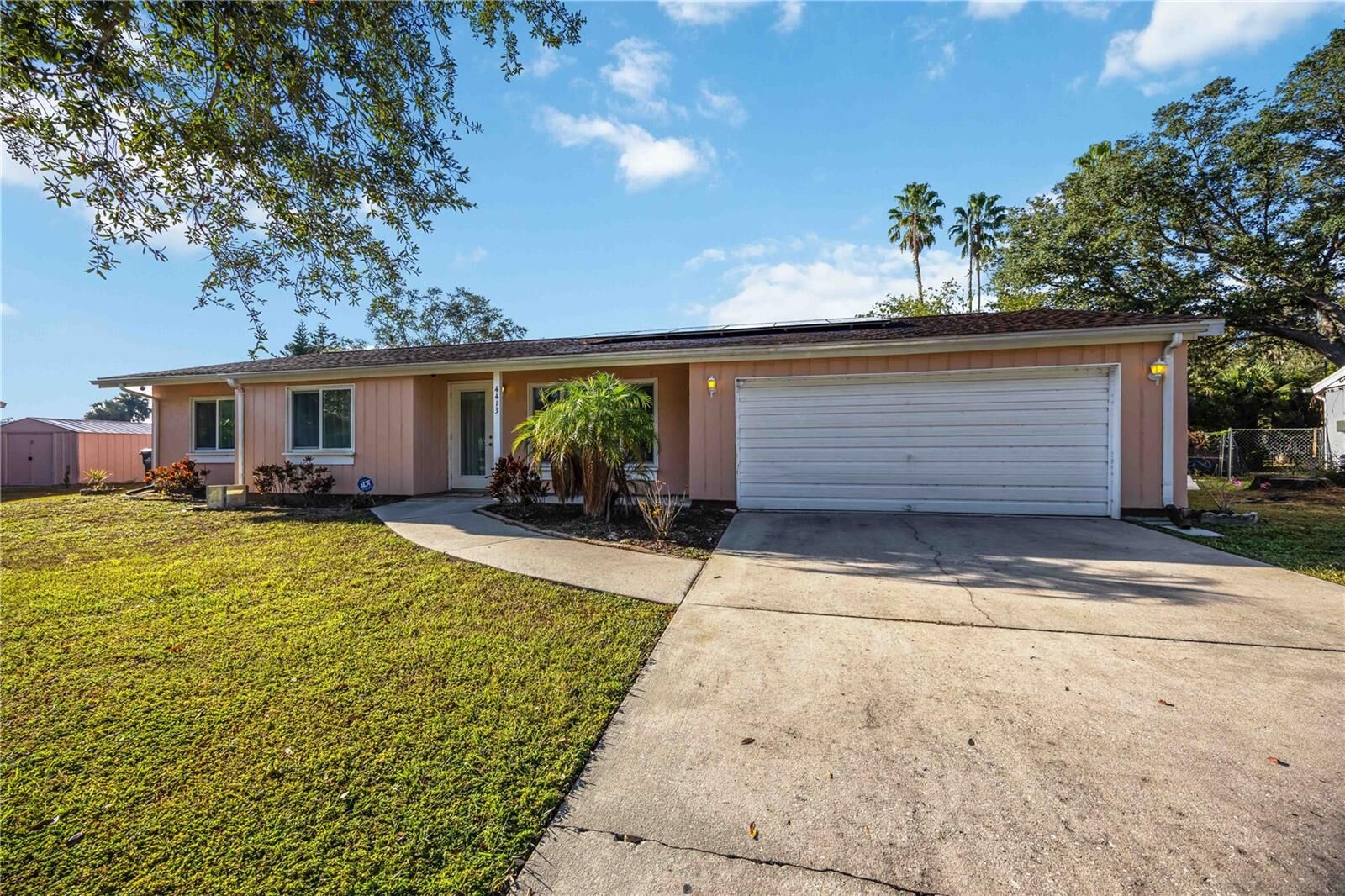 Property Photo: 4413 McKibben Drive FL 34287
