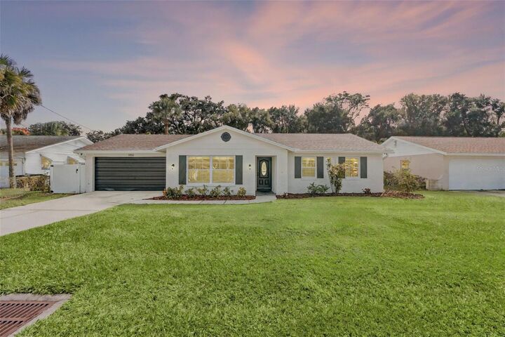 Property Photo:  2900 E Grant Avenue  FL 32806