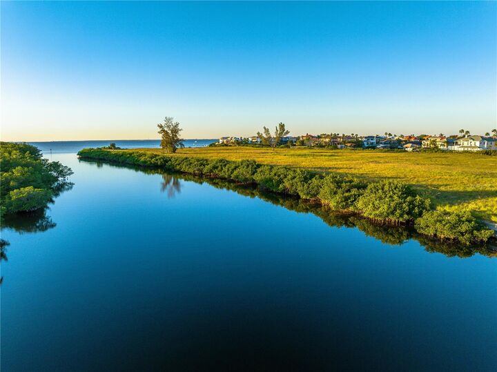 Property Photo:  Lot 31 Hammock Bay  FL 33572 