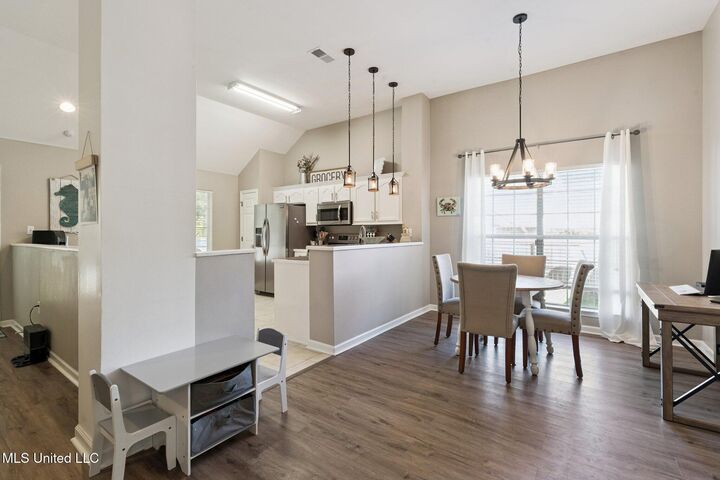 Property Photo: 14342 Oak View Circle MS 39565