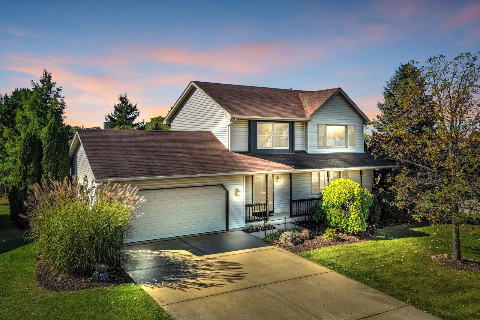 Property Photo:  2520 Amber Ln  WI 53406 