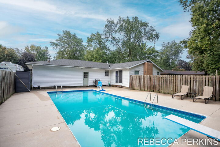 Property Photo:  579 W Huizenga Avenue  MI 49464 