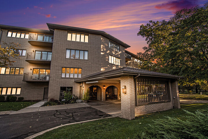 4040 Greenleaf Circle  Kalamazoo MI 49008 photo
