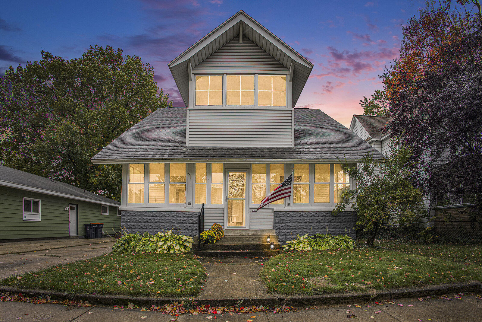 Property Photo:  112 E 24th Street  MI 49423 