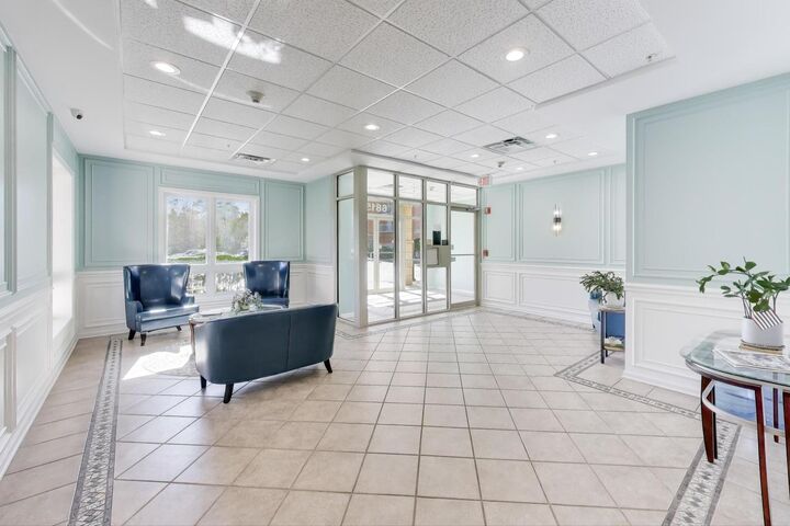 Property Photo: 6815 N Milwaukee Avenue 506 IL 60714