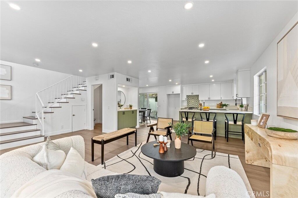 Property Photo:  619 N Wilson Avenue B  CA 91106 