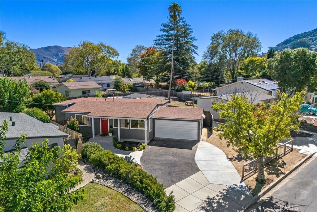 Property Photo:  321 Jeffrey Drive  CA 93405 