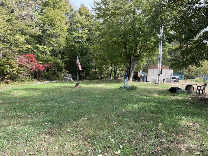 Property Photo:  2934 Academy Rd  TN 37148 