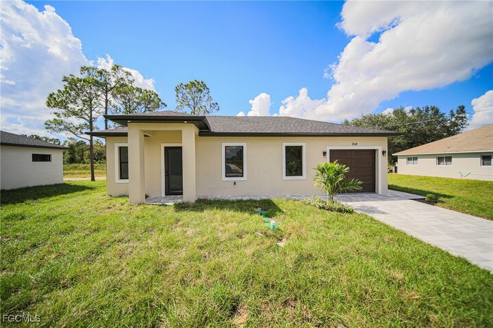 Property Photo: 918 Anaconda Avenue S FL 33974