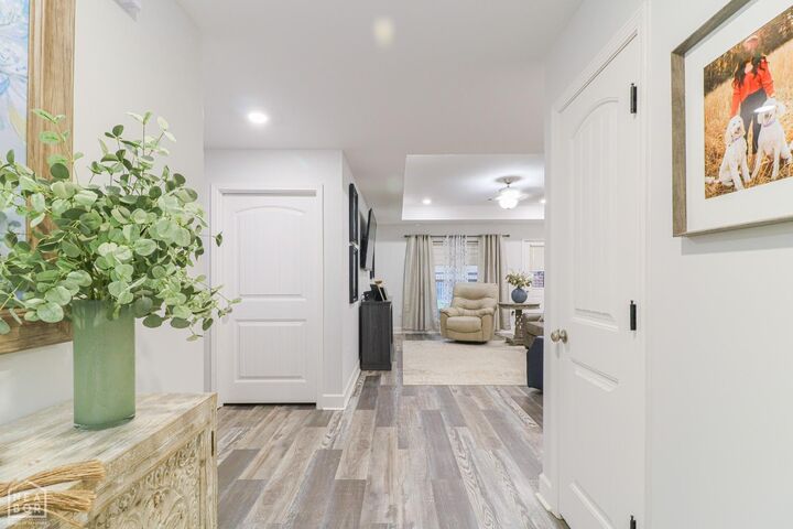 Property Photo:  229 Quincy Circle  AR 72472 