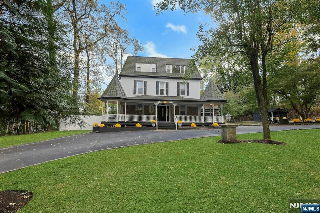 Property Photo:  80 Prospect Avenue  NJ 07677