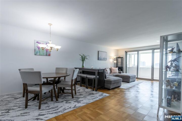 Property Photo:  2100 Linwood 17Y  NJ 07024