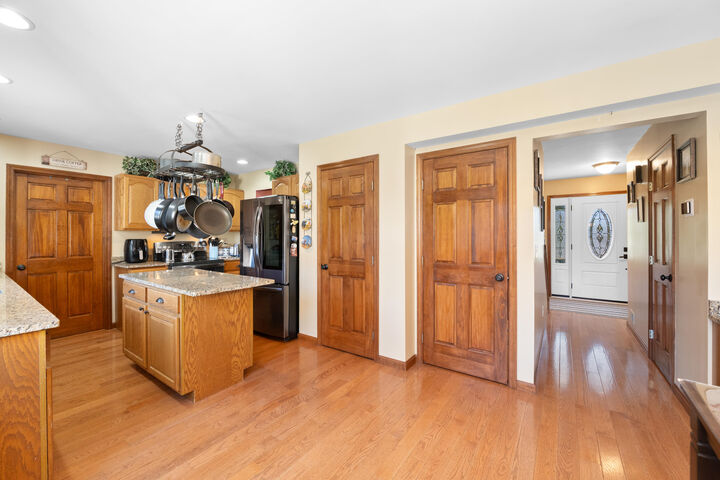 Property Photo:  1882 Mountainview Court  KY 41042