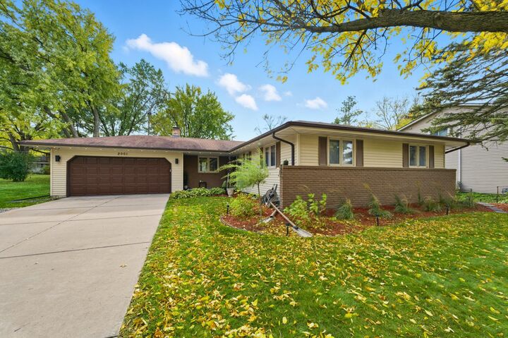 Property Photo:  2001 Woods Lane  MN 55337 