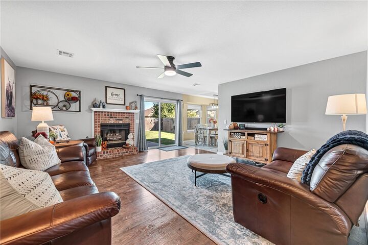 Property Photo: 1 Greenridge Lane AR 72712