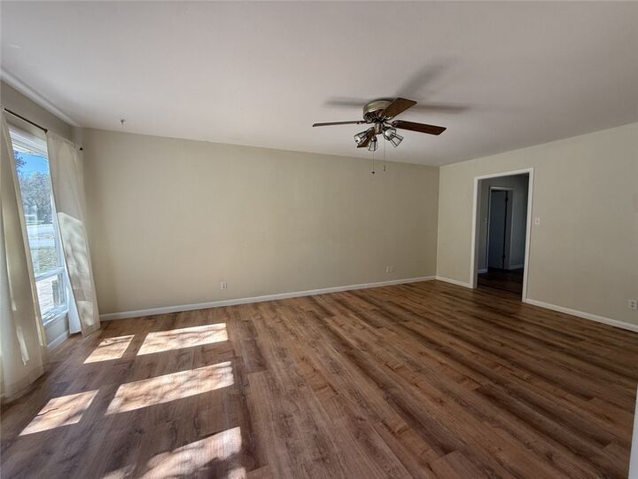 Property Photo:  1123 W Newman Avenue  AR 72601 