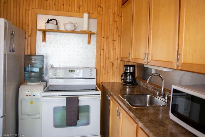 Property Photo:  362 7th Line Road 178  ON K0K 2X0