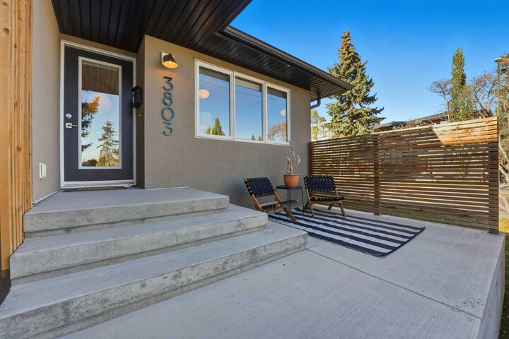 Property Photo:  3803 16A Street SW  AB T2T 4K7