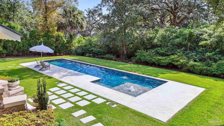 Property Photo:  3260 Seville Dr  FL 32503 