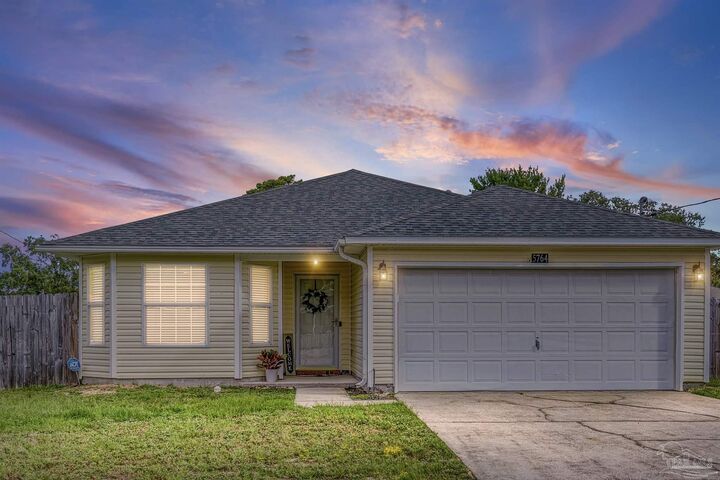 Property Photo:  5764 Government Dr  FL 32563 