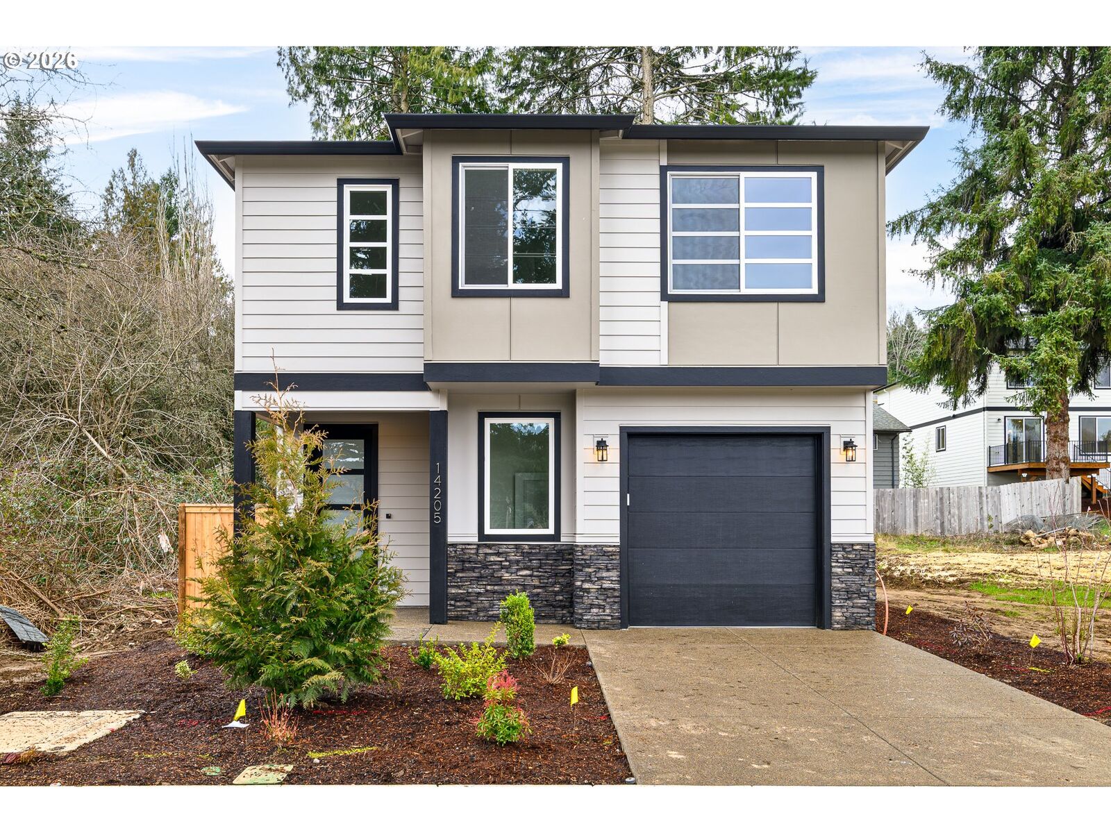 Property Photo:  14205 SE Cannon St  OR 97236 