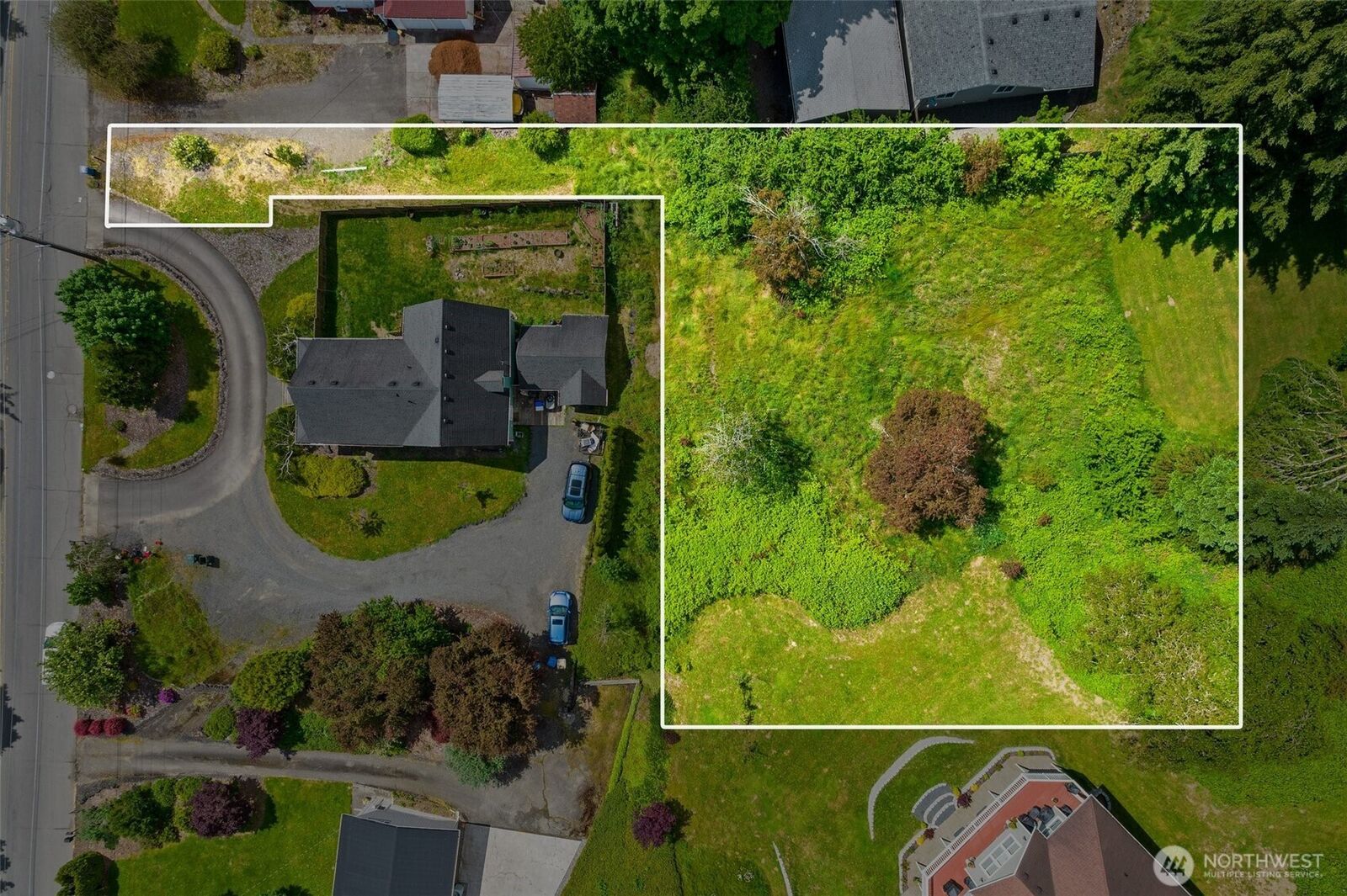 Property Photo:  1756  Market Boulevard  WA 98532