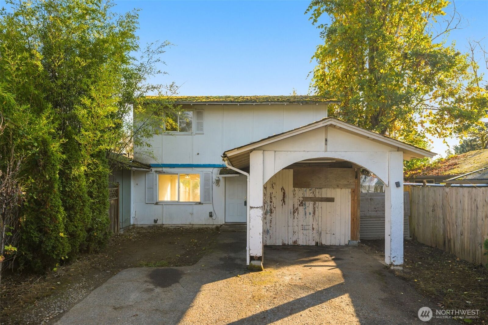 Property Photo: 12123 SE 319th Place WA 98092