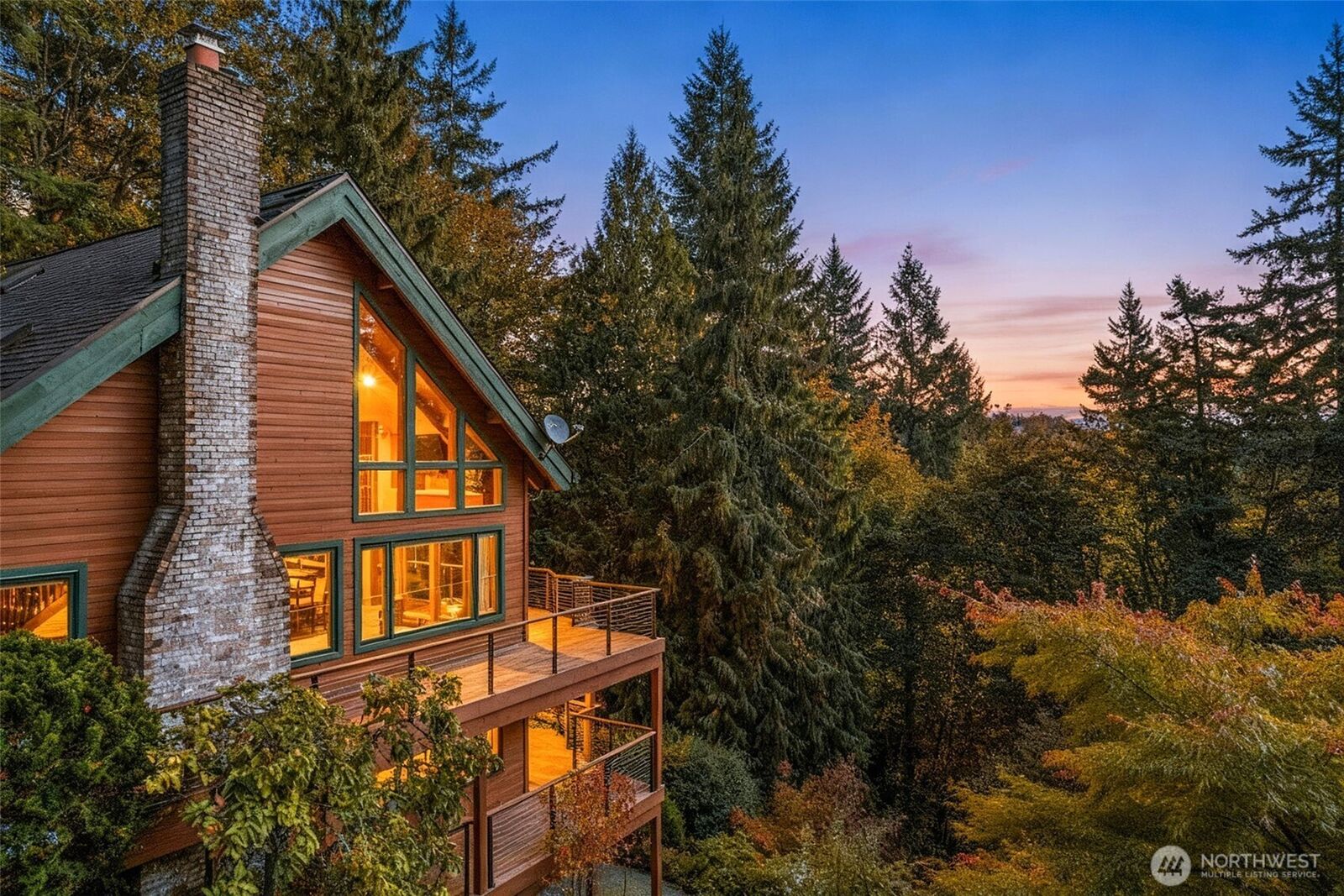 Property Photo:  28806 SE 61st  WA 98027 