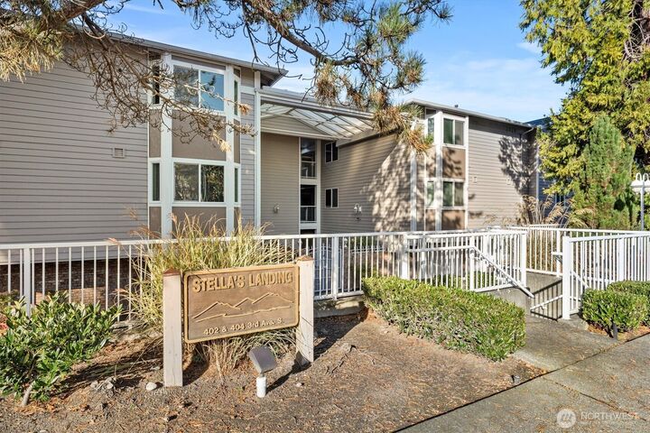 Property Photo:  402  3rd Avenue S B306  WA 98020