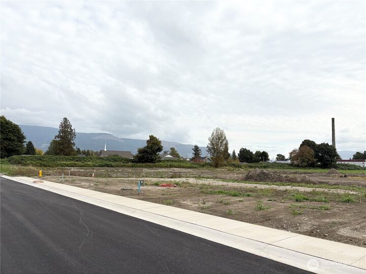 Property Photo:  304 W 3rd Street  WA 98247