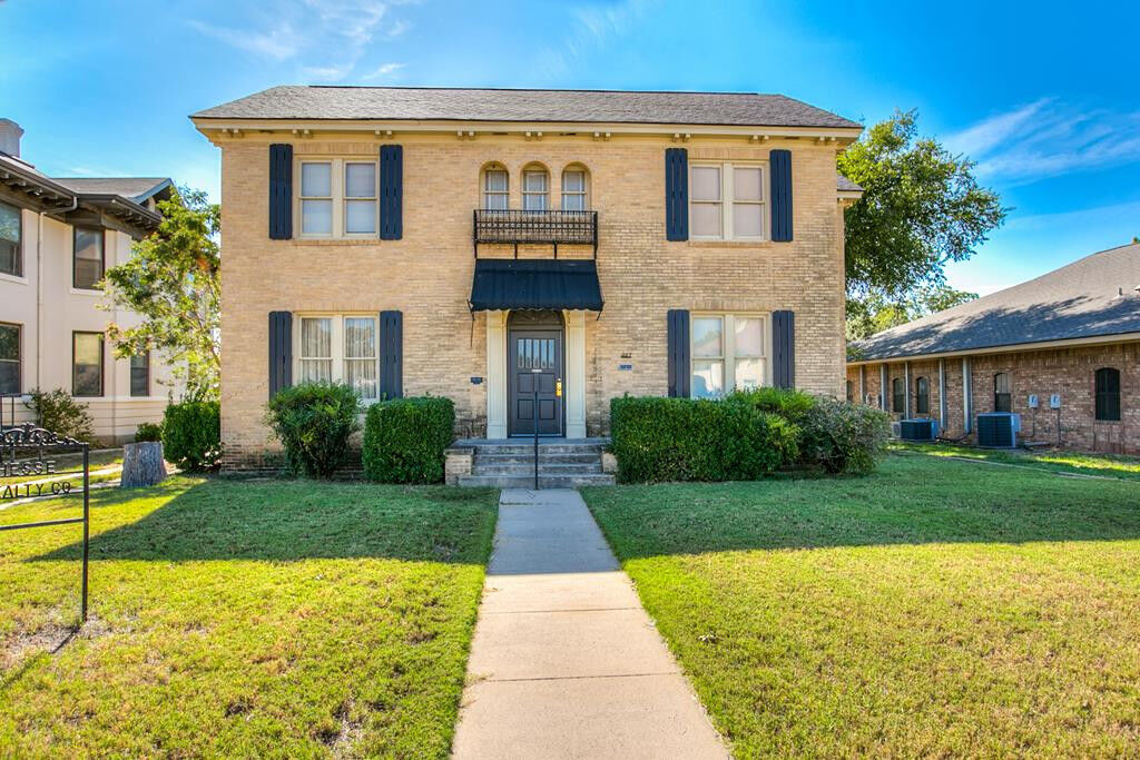 Property Photo:  427 W Twohig Avenue  TX 76901 