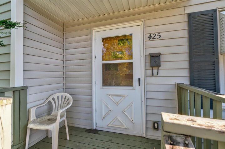 Property Photo: 425 North Fair Oaks Avenue WI 53714